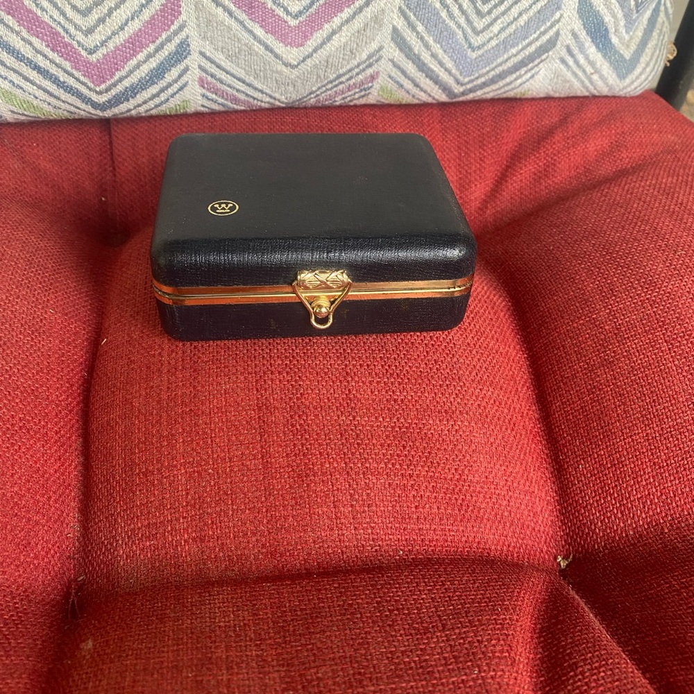 Vintage tie clip box cuff links